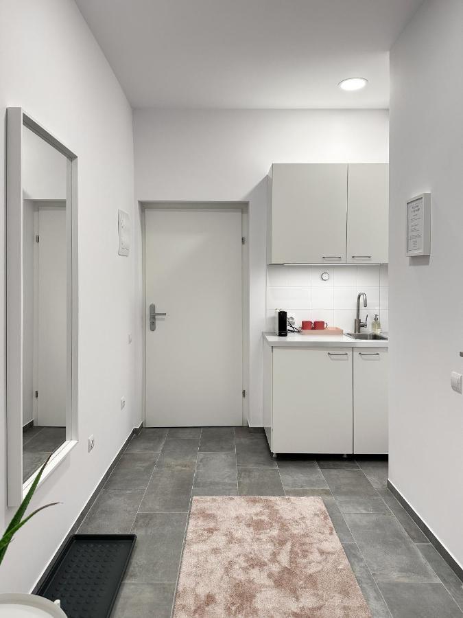 Comfy Apartments At Siebertgasse Wenen Buitenkant foto
