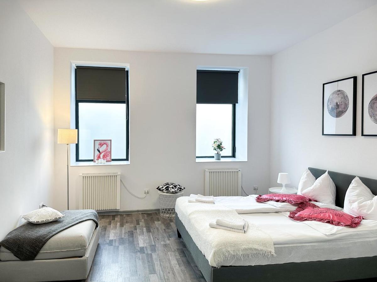 Comfy Apartments At Siebertgasse Wenen Buitenkant foto