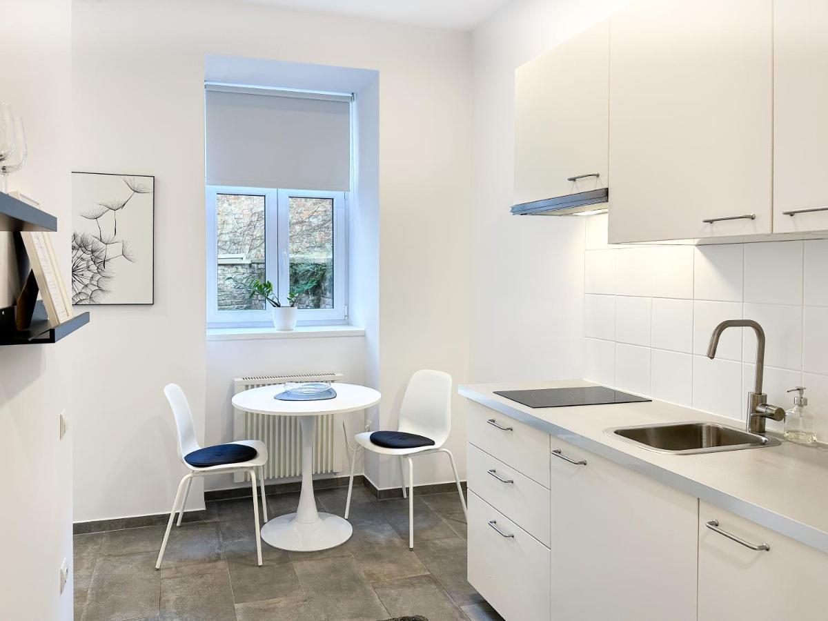 Comfy Apartments At Siebertgasse Wenen Buitenkant foto